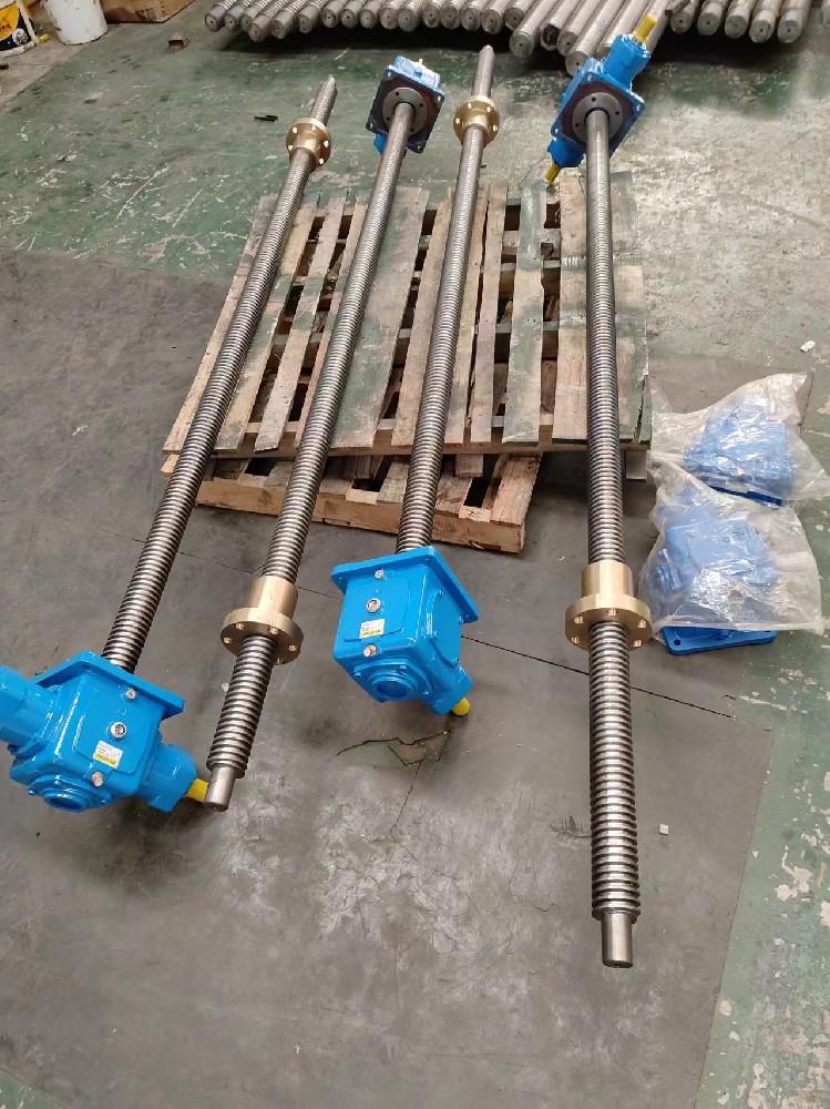 傘齒輪絲桿升降機的結構